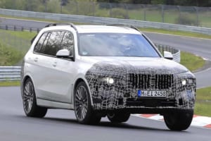 【スクープ】BMW X7改良新型にツインヘッドライトが!?