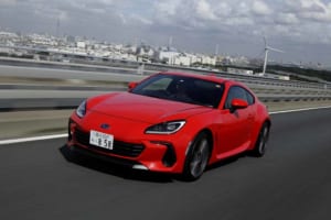 【国内試乗】ベテランの走り好きにも自信を持ってオススメ！「スバルBRZ」