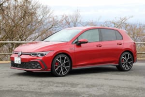 スポーティな内外装が走りの質の高さを彷彿させる！「フォルクスワーゲン・ゴルフGTI」【河口まなぶ動画試乗インプレッション】