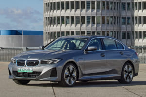 遂にBMW3シリーズのピュアEV「i3」が発表！ ただし中国市場向け