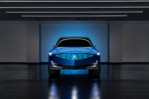 世界中からヴィンテージカーやクラッシックカーが集まる祭典で華々しくお披露目！ ホンダ「Acura Precision EV Concept」を世界初公開