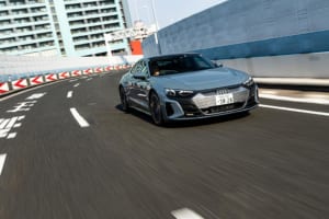 いま乗るならアナタならどちら？ エンジンか？ モーターか？ 番外編：アウディe-tron GT×BMW M760Li×ベントレー ベンテイガハイブリッド