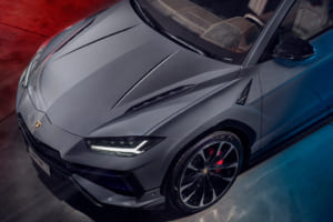 飛躍的なパフォーマンスとラグジュアリー、そして汎用性を備えたスーパーSUV！ ランボルギーニが新型「ウルス S」を発表