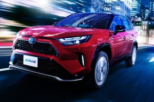 人気のトヨタ「RAV4」が一部改良で進化！ オフロードイメージをより強化した特別仕様車も同時発売