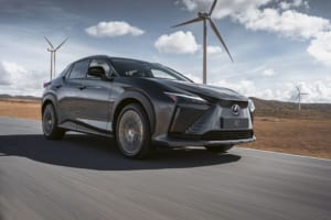 【EV:LIFE KOBE 2022】話題の新型モデル「RX」や「RZ」を間近で見られるチャンスです！レクサスブースの出展車両が決定！