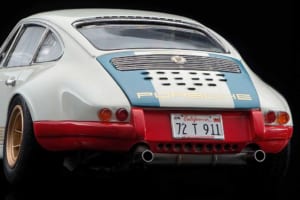 アウトロー・スタイルのポルシェを再現！フジミ製プラモ「911R」を大胆モディファイ！後編【モデルカーズ】