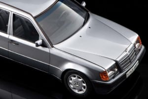 ポルシェが造った怪物メルセデス、それが「500E」！フジミ製プラモ「300CE」を大変身させる・後編【モデルカーズ】