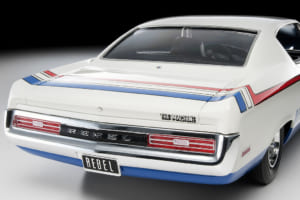 ようこそマシーンへ！ビッグスリーへの反逆者AMCの「THE MACHINE」をジョーハン製プラモで知る【モデルカーズ】