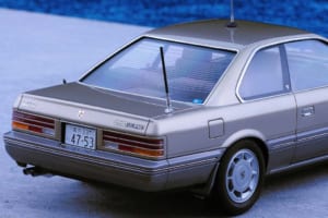 1/24スケールで港303を、アゲイン。アオシマ製プラモ「あぶ刑事レパード」を作り込む・後編【モデルカーズ】