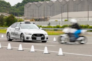 緊急回避性能の飛躍的な向上につながる「次世代LiDAR」！ 日産、交差点事故を回避する技術を公開