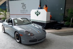 その額なんと1億7000万円超！ 2年半かけて丹念にレストアされた「ポルシェ911 クラシッククラブ クーペ」が史上最高額で落札！