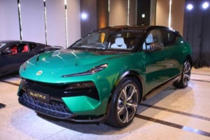 新世代ロータスのピュアエレクトリックハイパーSUV！テクノロジー､パフォーマンス､ラグジュアリーが備わった｢エレトレ｣が発表！