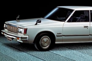 鬼クラ登場！は2年後の後期型だけど…「S110クラウン」発売！【44年前の今日、こんなことが…】