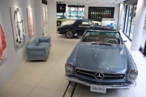 メルセデス ベンツのクラシックモデル「190SL」と「280SL」を新車レベル以上にリフレッシュして販売する「ABODA GARAGE」が誕生！