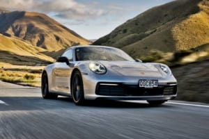 地球上で最も壮観な道路!?  ｢ポルシェ911 カレラT｣でニュージーランドを再発見する旅へ