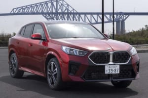 【国内試乗】まずはガソリンモデルが日本上陸！ 2代目コンパクトクーペSUVの実力とは？「BMW X2」