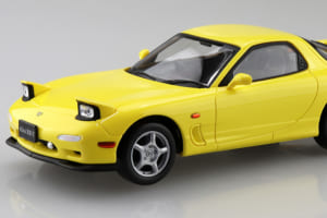 アオシマ楽プラ「FD3S RX-7」に新色登場！人気のコンペティションイエローとモンテゴブルーが仲間入り