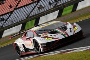 大混戦のレースは予選15位スタートの「VENTENY Lamborghini GT3」が見事な追い上げを見せ今季2勝目を獲得！スーパーGT第6戦SUGOラウンドGT300クラスリポート