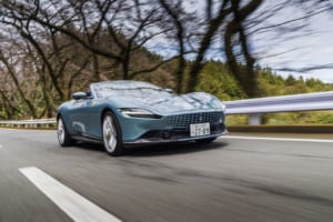 エレガントなデザインが魅力のオープンスポーツ！「フェラーリ・ローマスパイダー」