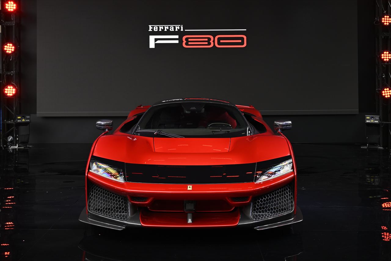 【5億円超えでも即完売】フェラーリ「F80」は1200馬力&0-100キロ加速2.15秒! 超弩級ハイブリッド・ハイパーカーの破格のスペックとは?