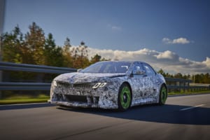 BMWの新たなBEV戦略を担う渾身作！ “ノイエクラッセ”「ヴィジョン・ドライビング・エクスペリエンス」