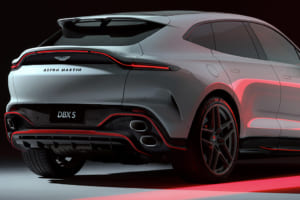 アストンマーティン「DBX」に新フラッグシップ「DBX S」登場！あの「ヴァルハラ」譲りの技術でエンジンは727psにパワーアップ