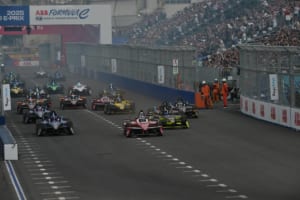 レースのエンタメ性としてはF1より上？ いま「フォーミュラE」が面白い！