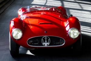 伝説の名車が70年の時を超えて帰還！ マセラティ「A6 GCS/53」が現行モデルのサポートカーを従えて、ミッレミリアを再び駆ける!!