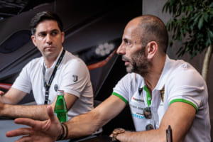 ランボルギーニAPACディレクターのフランチェスコ・スカルダオーニ氏（右）とランボルギーニ ジャパンディレクターのパオロ・サルトーリ氏。