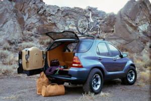 1996年1月にデトロイトで開催された北米国際自動車ショーで発表されたメルセデス・ベンツのコンセプトスタディ「AA Vision」は、1997年5月からアラバマ州タスカルーサの新工場で生産されるMクラスとほぼ同じ生産レベルだった。