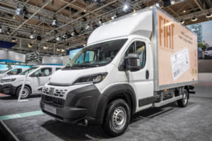 フィアット・デュカト・カーゴボックスBEV。IAAトランスポーテーション2024にて