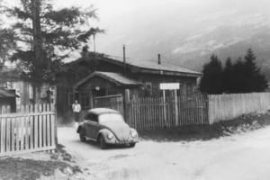 1944年のシュトゥットガルトのフェルディナント・ポルシェの事務所。