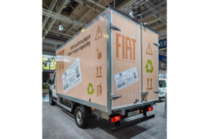 フィアット・デュカト・カーゴボックスBEV。IAAトランスポーテーション2024にて