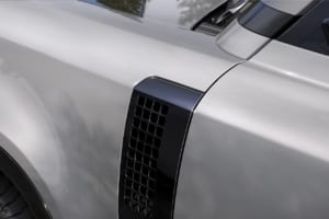 2026年モデルのディフェンダー90。