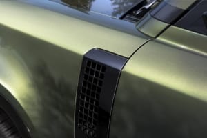 2026年モデルのディフェンダー110。