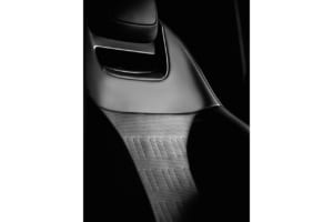 2026年モデルのディフェンダー オクタ ブラック。