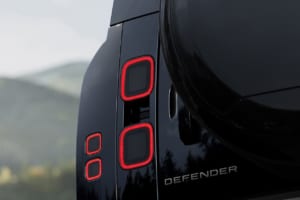 2026年モデルのディフェンダー130。