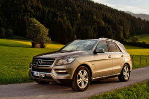 メルセデス・ベンツ第3世代Mクラス：ML500 4MATIC BlueEFFICIENCY。