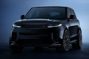 【レンジローバー スポーツ】漆黒の特別仕様車「SVブラック」登場。究極のパフォーマンスとラグジュアリーの融合