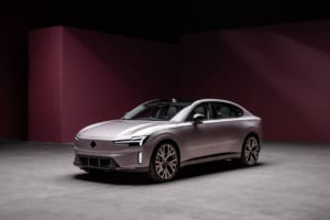 ボルボの新型フラッグシップBEV「ES90」。