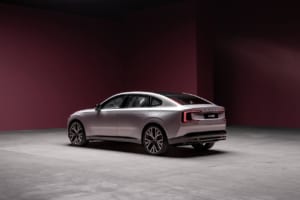 ボルボの新型フラッグシップBEV「ES90」。
