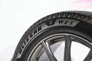 ブリヂストン「ブリザックWZ-1」