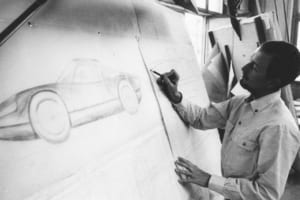 1963年にデザインオフィスで仕事をするフェルディナント・アレクサンダー・ポルシェ。
