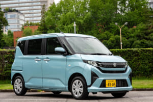 ダイハツ 7代目 ムーヴ X（FF）
