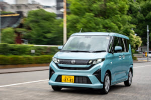 「軽トールは腰高でつまらない」は過去の話。ダイハツ新型「ムーヴ」にエッセ乗りが試乗して驚愕した理由