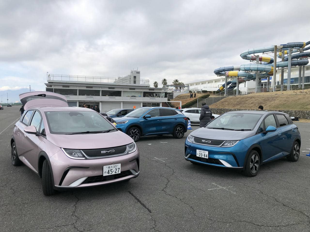 「10年・30万km保証」の衝撃。BYDが本気で挑む、EVバッテリー不安の完全払拭策とは