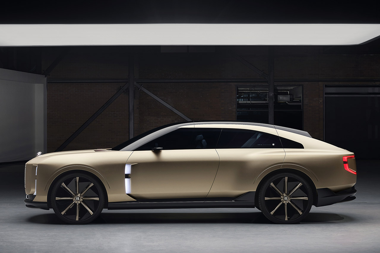 伝説の「ブルートレイン」が現代に蘇る。ベントレー、未来を映す電動