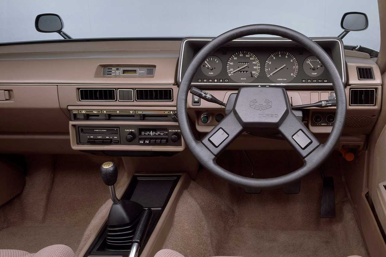 44年前の今日】日産「レパード」にターボ追加！ スカイラインより後