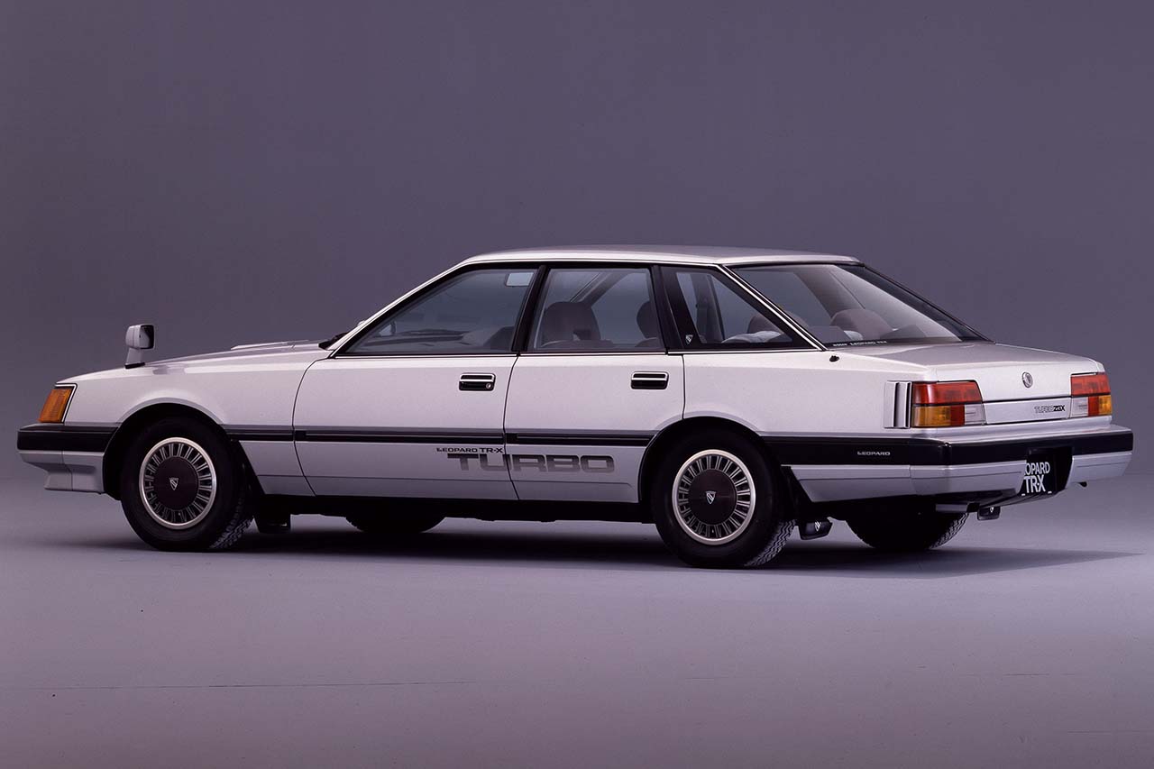 懐かしい車1986年6月CAR and D 新型スカイラインなど掲載 懐かしい車1986年6月CAR and DRIVER 新型スカイラインなど掲載