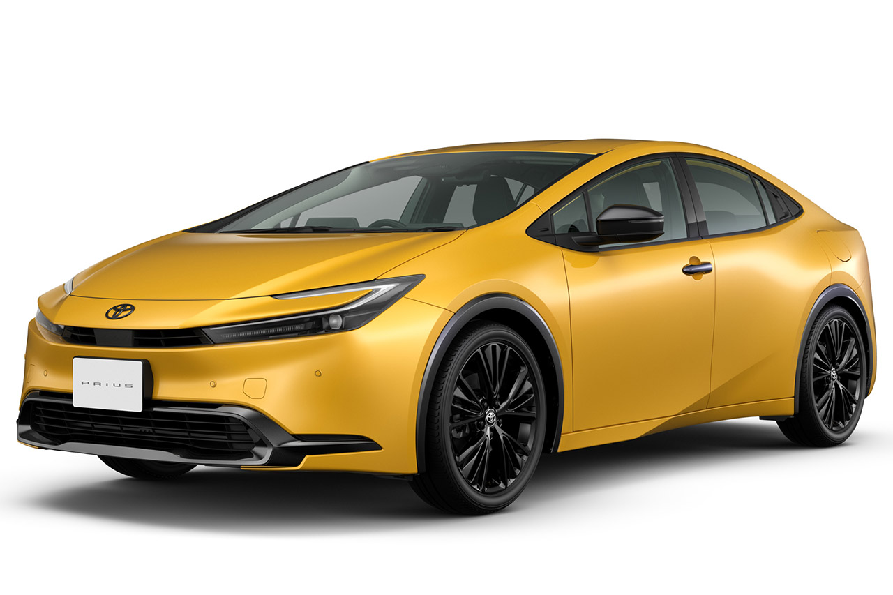 トヨタ プリウス】一部改良で商品性を向上。ブラック基調の特別仕様車